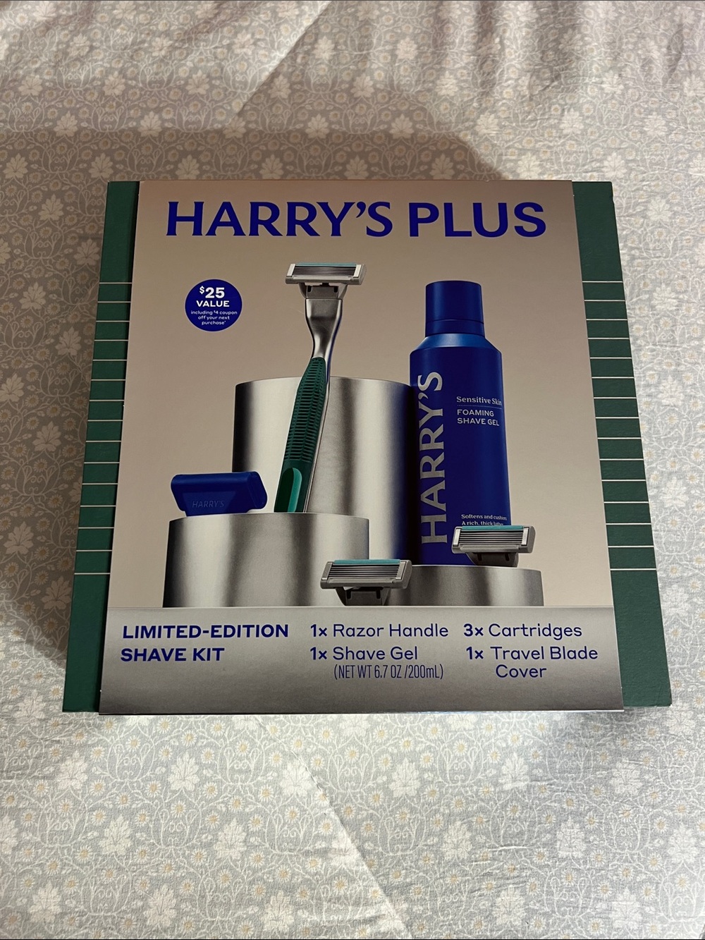 HARRY’S PLUS  Men's Shave Kit - Green